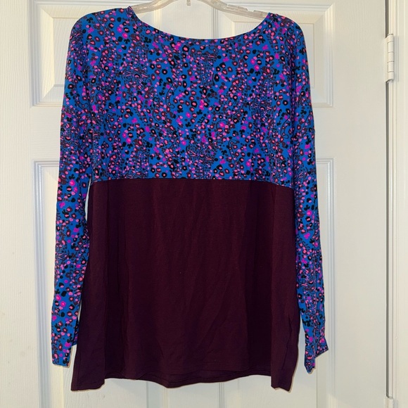 Lilly Pulitzer Finn Top! - Picture 2 of 3